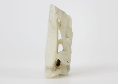Lot 522 - A Chinese jade ornamental carving of a butterfly, Qing Dynasty, 19th century.