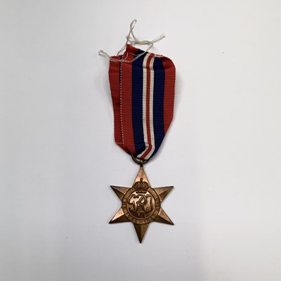 Lot 200 - Medals: WW2 medal groups comprising 5 medals:...