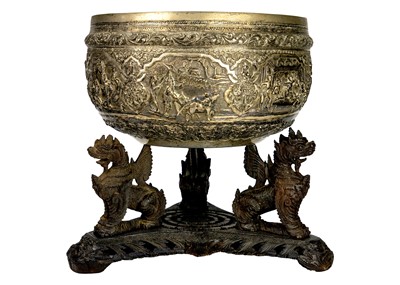Lot 97 - A large Indian silver bowl, circa 1900.