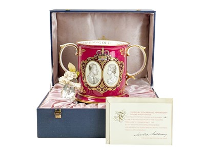 Lot 481 - A Spode silver wedding commemorative loving cup.