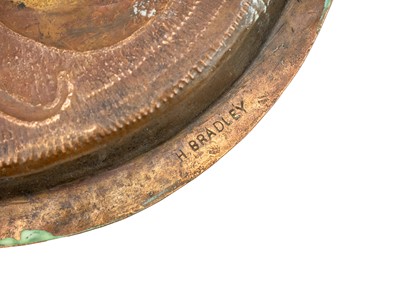 Lot 68 - An Arts and Crafts copper dish