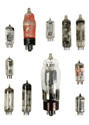 Lot 164 - A collection of valves.