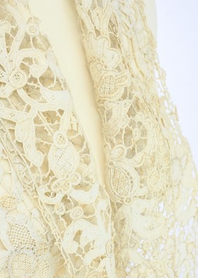 Lot 511 - Venetian gros point lace.