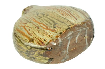 Lot 417 - Janet LEACH (1918-1997)