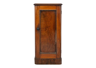 Lot 612 - A Victorian mahogany pot cupboard.