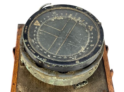 Lot 302 - A WWII oak cased Air Force compass.