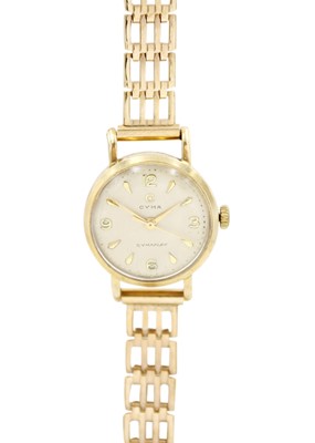 Lot 120 - CYMA - A Cymaflex 9ct ladies manual wind bracelet wristwatch.