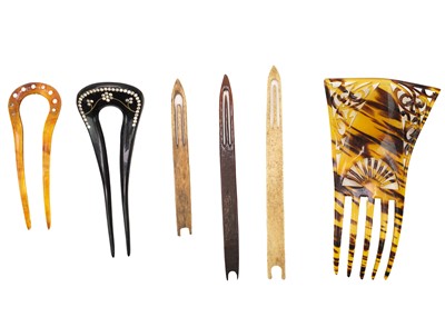 Lot 58 - An assortment of collectibles and sundry.