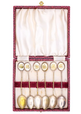 Lot 185 - A cased set of six modern silver and gilt Royal Marriage Commemorative spoons by Brian Shadbolt.
