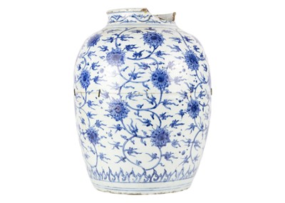 Lot 126 - A Chinese blue and white porcelain ovoid jar, Ming Dynasty.