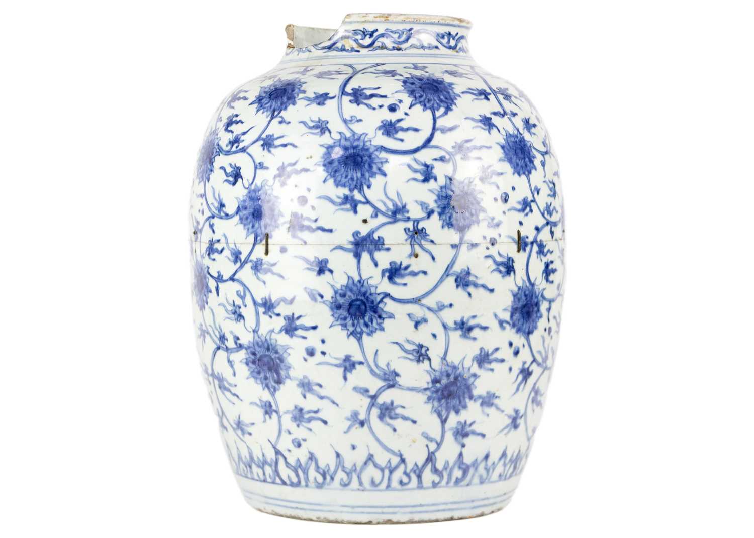 Lot 126 - A Chinese blue and white porcelain ovoid jar, Ming Dynasty.