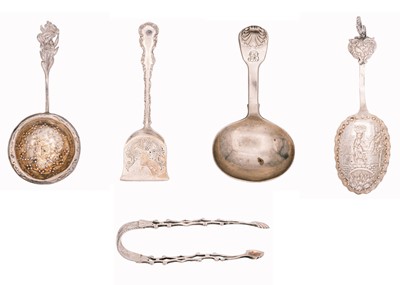 Lot 70 - A George IV silver caddy spoon by George Wintle.