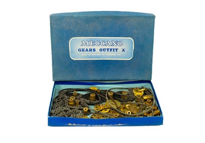 Lot 735 - Box of boxed Meccano