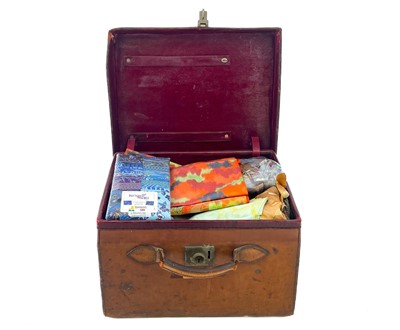 Lot 81 - An early 20th century gentleman's leather hat box.