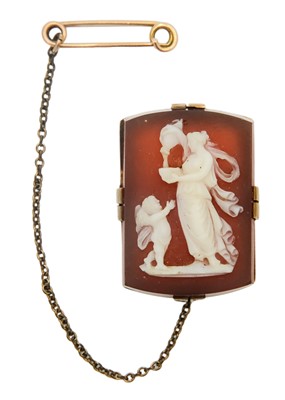 Lot 182 - A fine 19th century agate cameo, rose gold mounted, brooch depicting cupid and Venus.