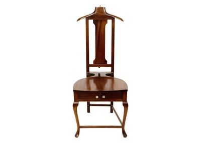 Lot 1653 - A Papworth Industries Cambridge gentleman's valet chair.