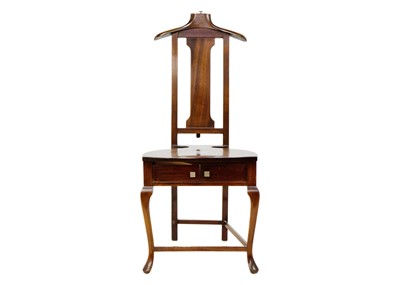 Lot 1653 - A Papworth Industries Cambridge gentleman's valet chair.