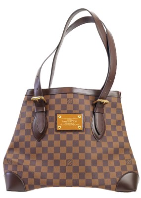 Lot 334 - LOUIS VUITTON - A  Damier Ebene Hampstead GM bag.