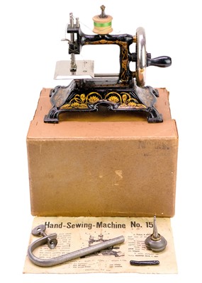 Lot 1418 - A German sewing machine No.15, probably Muller.