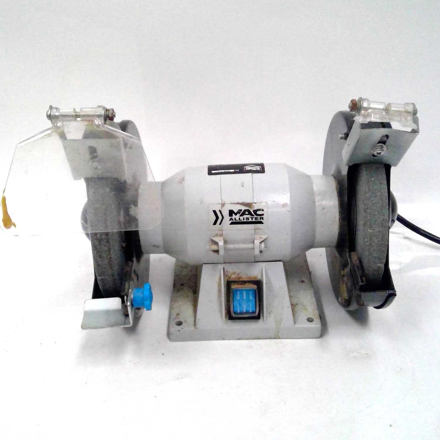 Lot 112 A MacAllister bench grinder 240v, in working