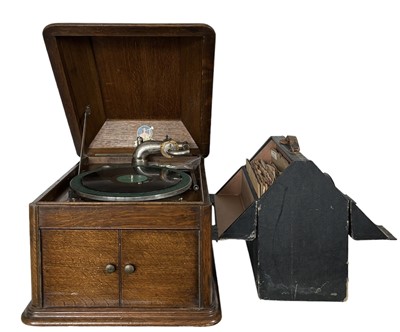 Lot 15 - An oak cased gramophone by 'Sylvaphone', and a...