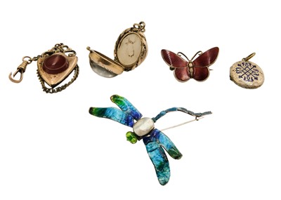 Lot 239 - A selection of five interesting items of jewellery.