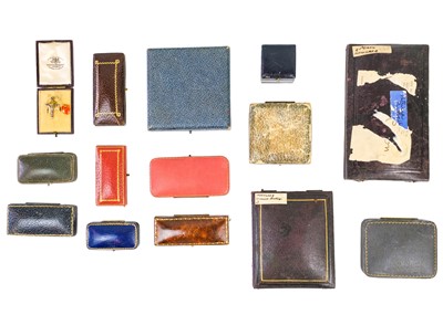 Lot 251 - A useful selection of antique jewellery cases.