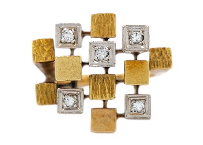 Lot 241 - A stylish Modernist 18ct diamond set cube design ring in the style of Bjorn Weckstrom.