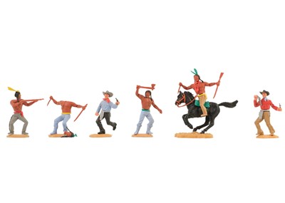 Lot 743 - Timpo Swoppet and Airfix Plastic soldiers plus a fort