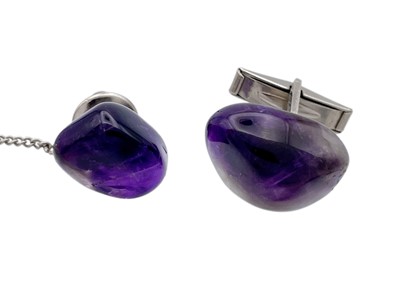 Lot 276 - Four blue John set items, a pair of agate cuff links and a Hoover Ltd pocket knife.