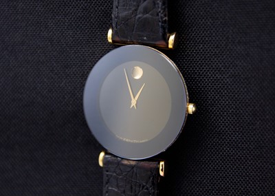 Lot 87 - ZENITH - A gold-plated unisex quartz wristwatch.