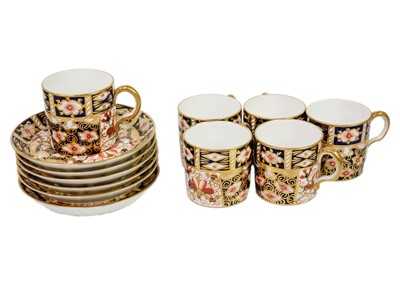 Lot 1463 - A Royal Crown Derby composite part service.