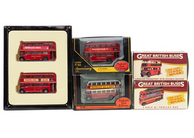 Lot 820 - EFE and Atlas Model "OO Gauge" buses (x17 vehicles)