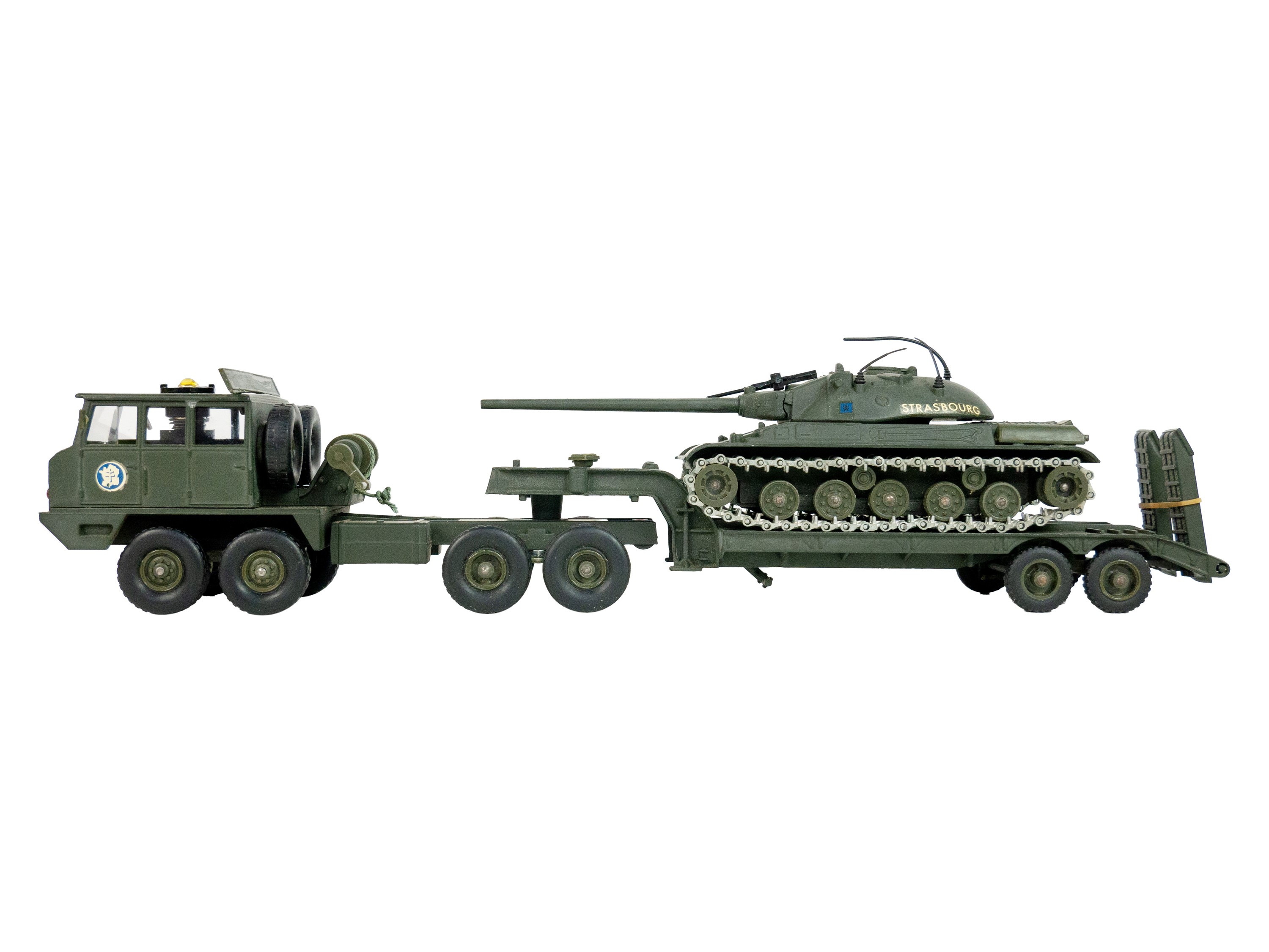 Lot 825 - Solido Military Vehicles boxed (x5)
