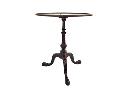 Lot 904 - A George III mahogany tripod table.