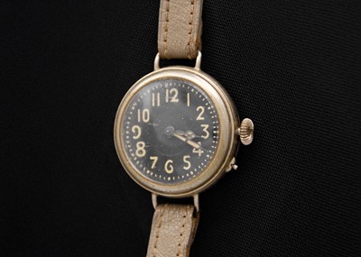 Lot 97 - An early 20th century nickel cased officer's trench wristwatch.