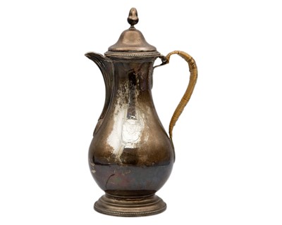 Lot A George III silver coffee pot by Robert Makepeace & Richard Carter.