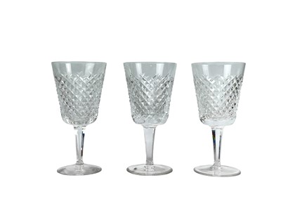 Lot 553 - A Waterford Crystal Alana pattern part suite.