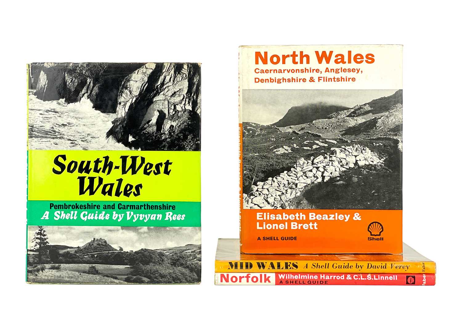 Lot 59 - Shell Guides