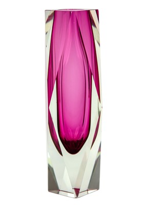 Lot 1535 - A Murano Sommerso faceted glass vase.