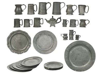 Lot 629 - A collection of pewter.