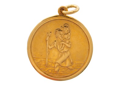 Lot 120 - A modern 18ct hallmarked gold St. Christopher pendant.