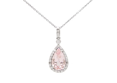 Lot 191 - An attractive 18ct white gold pendant set with a morganite and surrounded by diamonds.