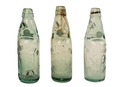 Lot 1391 - A green glass Imperial Pint bottle William Derry & Co Plymouth.