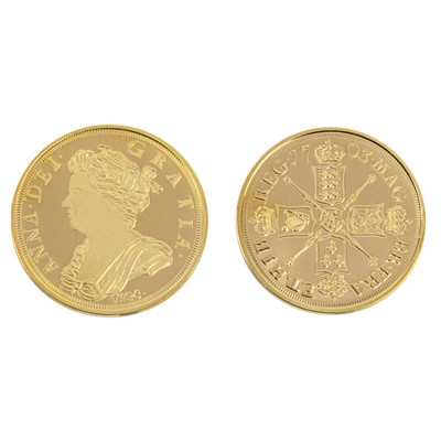 Lot 86 - Gold proof REPLICA of Queen Anne Vigo 5 Guineas in 91.6% yellow gold, weight 4 gms