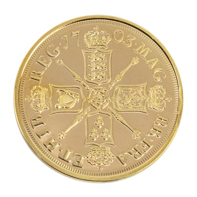 Lot 86 - Gold proof REPLICA of Queen Anne Vigo 5 Guineas in 91.6% yellow gold, weight 4 gms