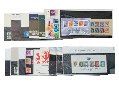 Lot 405 - GB Decimal Machin etc Presentation Packs, Miniature Sheets, blocks & loose - total face value £185+