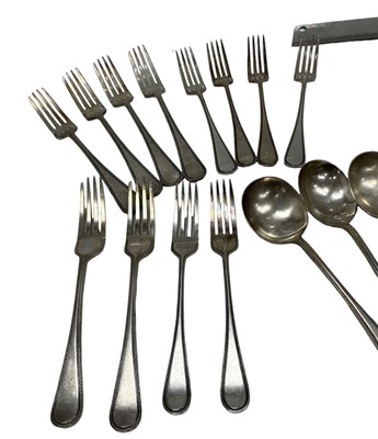 Lot 20 - Five silver coffee spoons, 64g Sheffield 1927,...