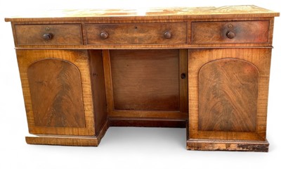 Lot 921 - An early Victorian mahogany sideboard.