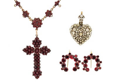 Lot 257 - Three antique jewels.